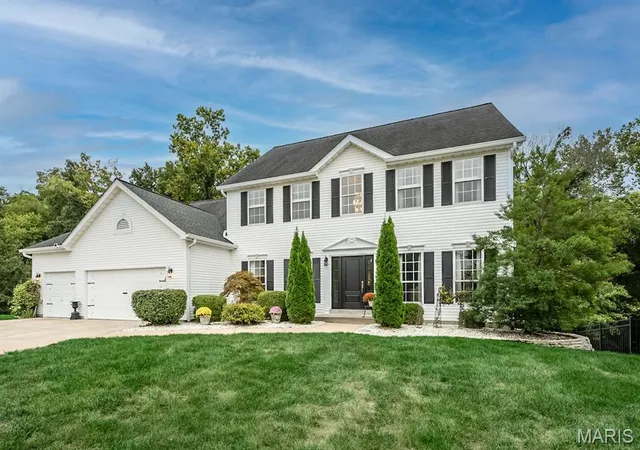 Photo 1 of Sale Pending at 136 Timber Meadows Dr, O Fallon, MO 63368 | MLS# MIS26057677 | Listing updated on 2026-10-18