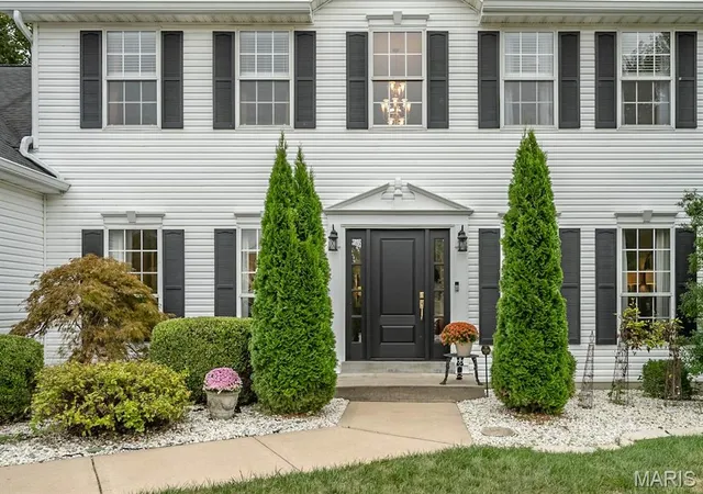 Photo 2 of Sale Pending at 136 Timber Meadows Dr, O Fallon, MO 63368 | MLS# MIS26057677 | Listing updated on 2026-10-18