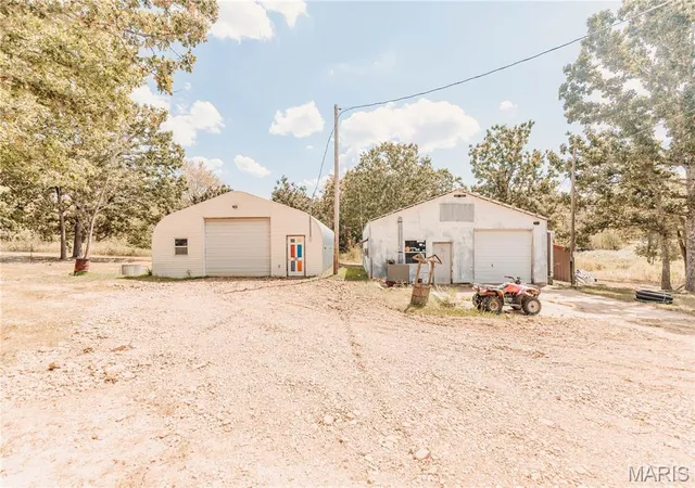 Photo 2 of Single family home for sale at 38257 Hwy Hh, Dixon, MO 65459 | MLS# MIS26057682 | Listing updated on 2026-10-03
