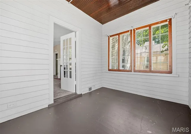 Photo 3 of Single family home for sale at 603 Liberty St, Alton, IL 62002 | MLS# MIS26057686 | Listing updated on 2026-09-07