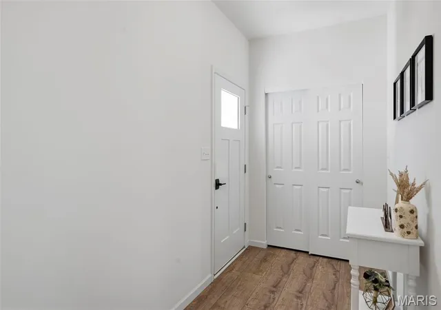 Photo 4 of Single family home for sale at 191 Crestfield Ct, Saint Charles, MO 63301 | MLS# MIS26057696 | Listing updated on 2026-09-14