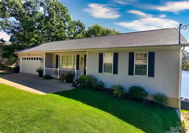 Photo 2 of Sale Pending at 1550 Woodson Dr, Owensville, MO 65066 | MLS# MIS26057700 | Listing updated on 2026-09-15