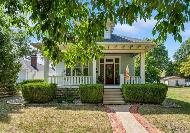 Photo 1 of Sale Pending at 505 N Lincoln Ave, O Fallon, IL 62269 | MLS# MIS26057704 | Listing updated on 2026-09-20