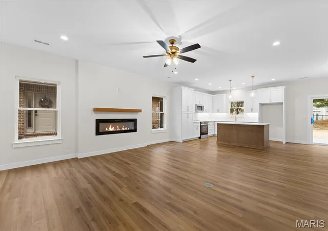 Photo 4 of House for sale at 1837 Carrington Way, Belleville, IL 62226 | MLS# MIS26057706 | Listing updated on 2026-09-08