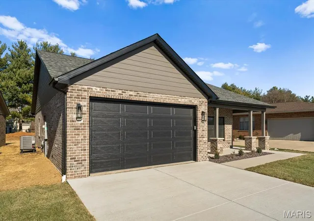Photo 2 of House for sale at 1835 Carrington Way, Belleville, IL 62226 | MLS# MIS26057707 | Listing updated on 2026-09-08