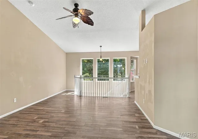 Photo 3 of Single family home for sale at 1712 12 Oaks Pl, Pevely, MO 63070 | MLS# MIS26057710 | Listing updated on 2026-09-21