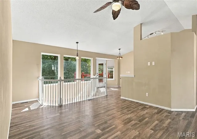 Photo 3 of Single family home for sale at 1712 12 Oaks Pl, Pevely, MO 63070 | MLS# MIS26057710 | Listing updated on 2026-09-21