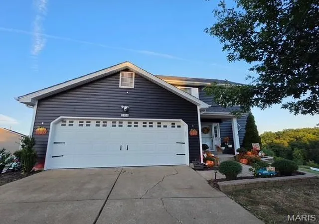 Single family home for sale at 2906 Greenmont Ct, Imperial, MO 63052 | MLS# MIS26057730