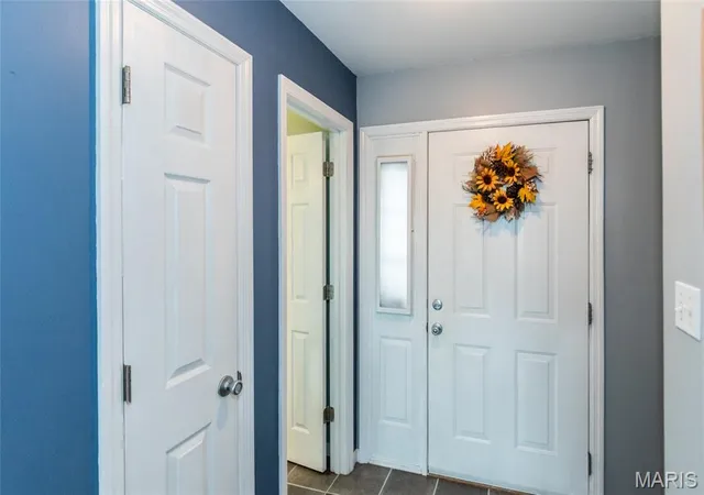 Photo 3 of Single family home for sale at 2906 Greenmont Ct, Imperial, MO 63052 | MLS# MIS26057730 | Listing updated on 2026-10-06