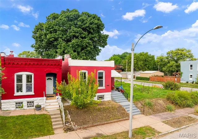 Photo 2 of Single family home for sale at 2605 Michigan Ave, Saint Louis, MO 63118 | MLS# MIS26057731 | Listing updated on 2026-09-18