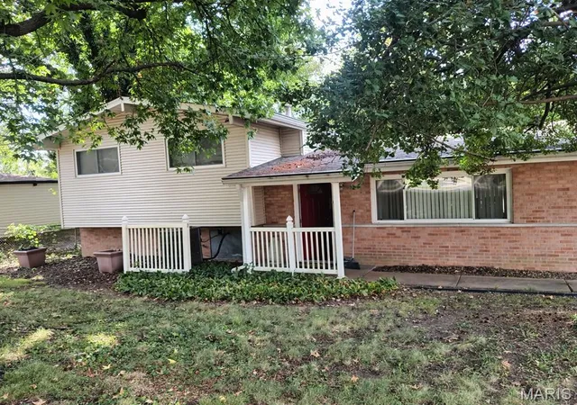 Single family home for sale at 9046 Old Bonhomme Rd, Saint Louis, MO 63132 | MLS# MIS26057762