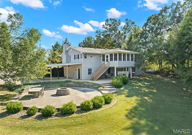 Single family home for sale at 1956 Gunsmith Ln, Leslie, MO 63056 | MLS# MIS26057765