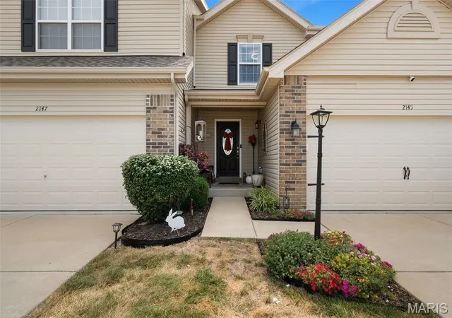 Photo 1 of Sale Pending at 2145 Orchid Blossom Ct, Saint Peters, MO 63376 | MLS# MIS26057773 | Listing updated on 2026-09-13
