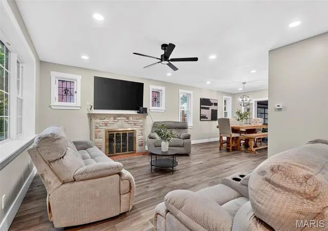 Photo 3 of Single family home for sale at 2940 Moniteau Dr, Saint Louis, MO 63121 | MLS# MIS26057774 | Listing updated on 2026-09-16