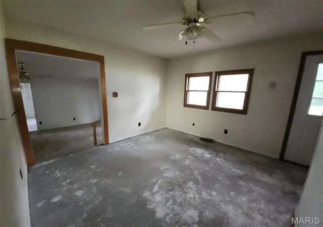 Photo 4 of Single family home for sale at 31700 Jules Trl, Warsaw, MO 65355 | MLS# MIS26057787 | Listing updated on 2026-09-07