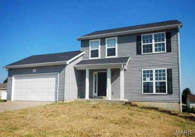 Photo 2 of Sale Pending at 2295 Paige Marie Dr, Warrenton, MO 63383 | MLS# MIS26057789 | Listing updated on 2026-10-01