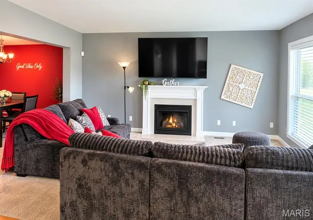 Photo 3 of Sale Pending at 9549 Wilson Brg Dr, Saint Louis, MO 63136 | MLS# MIS26057795 | Listing updated on 2026-09-30