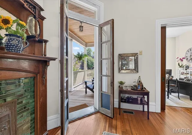 Photo 1 of Sale Pending at 1109 Lami St, Saint Louis, MO 63104 | MLS# MIS26057804 | Listing updated on 2026-10-05