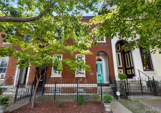 Photo 1 of Single family home for sale at 1210 N Market St, Saint Louis, MO 63106 | MLS# MIS26057806 | Listing updated on 2026-09-14