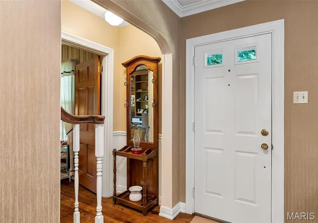 Photo 2 of Single family home for sale at 20 Westwood Forest Ln, Saint Louis, MO 63122 | MLS# MIS26057826 | Listing updated on 2026-09-13