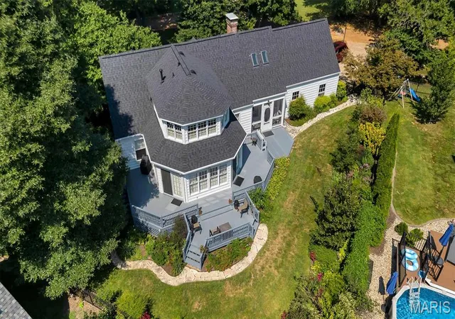 Photo 35 of Single family home for sale at 20 Westwood Forest Ln, Saint Louis, MO 63122 | MLS# MIS26057826 | Listing updated on 2026-09-13