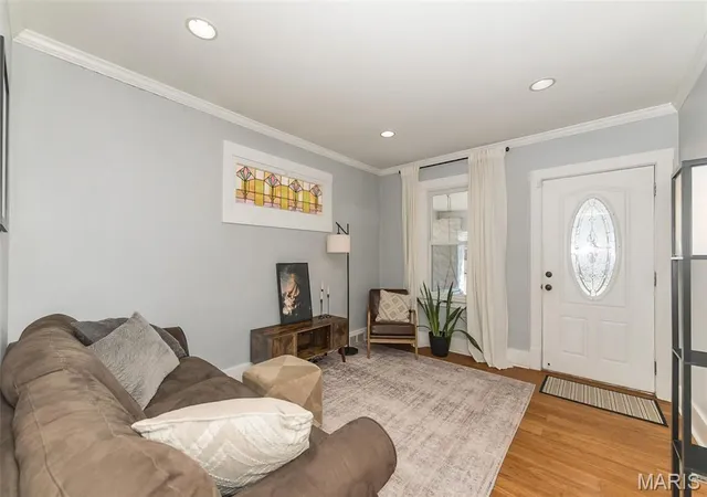 Photo 3 of Single family home for sale at 2261 Yale Ave, Saint Louis, MO 63143 | MLS# MIS26057828 | Listing updated on 2026-10-01