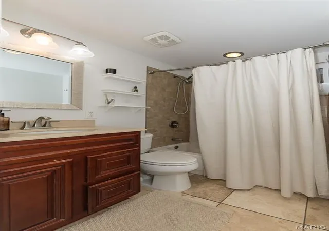 Photo 4 of Single family home for sale at 2261 Yale Ave, Saint Louis, MO 63143 | MLS# MIS26057828 | Listing updated on 2026-10-01
