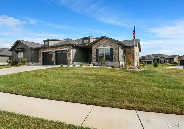 Photo 1 of Single family home for sale at 1126 Lakeland Ave, O Fallon, IL 62269 | MLS# MIS26057832 | Listing updated on 2026-09-21