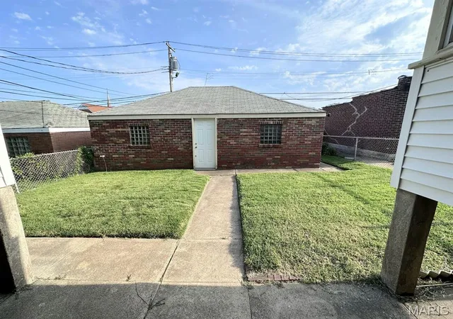 Photo 16 of Multi family home for sale at 4936 Winona Ave, Saint Louis, MO 63109 | MLS# MIS26057837 | Listing updated on 2026-10-13