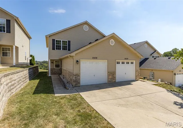 Photo 1 of Townhouse for sale at 5436 Lakewood Ter, Imperial, MO 63052 | MLS# MIS26057864 | Listing updated on 2026-09-25