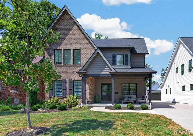Single family home for sale at 721 Simmons Ave, Saint Louis, MO 63122 | MLS# MIS26057869