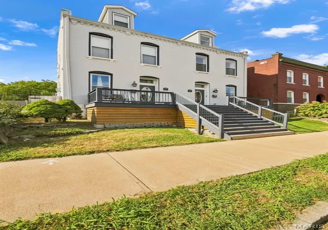Photo 3 of Townhouse for sale at 2816 Magnolia Ave, Saint Louis, MO 63118 | MLS# MIS26057873 | Listing updated on 2026-09-14