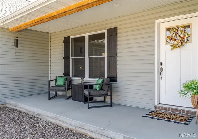 Photo 3 of Sale Pending at 108 Keagan Pl, Gerald, MO 63037 | MLS# MIS26057890 | Listing updated on 2026-09-21