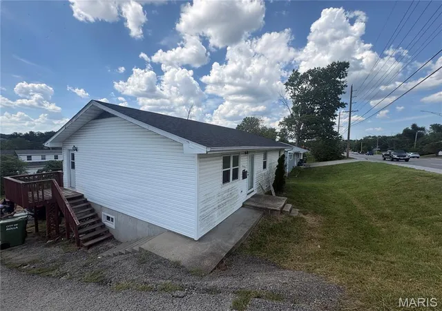 Photo 2 of Single family home for sale at 908 E State Route 72, Rolla, MO 65401 | MLS# MIS26057891 | Listing updated on 2026-10-07
