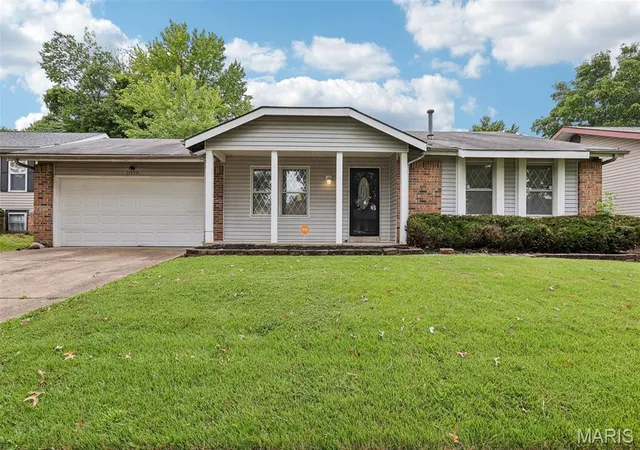 Single family home for sale at 11953 El Camara Dr, Florissant, MO 63033 | MLS# MIS26057934