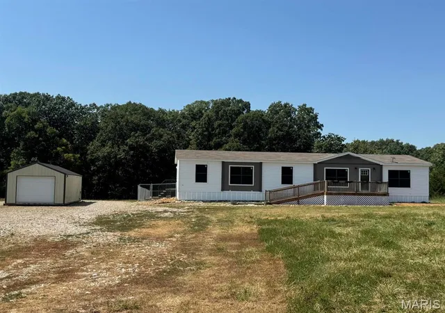Photo 3 of Sale Pending at 13501 Monroe Rd 647, Santa Fe, MO 65282 | MLS# MIS26057965 | Listing updated on 2026-09-28