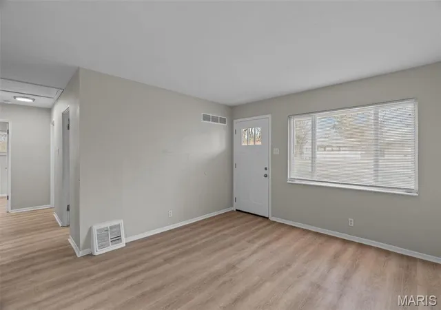 Photo 3 of Single family home for sale at 10602 Moidart Cir, Saint Louis, MO 63137 | MLS# MIS26057985 | Listing updated on 2026-10-05