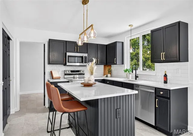 Photo 1 of Single family home for sale at 168 Abington Dr, Saint Peters, MO 63376 | MLS# MIS26057994 | Listing updated on 2026-09-19