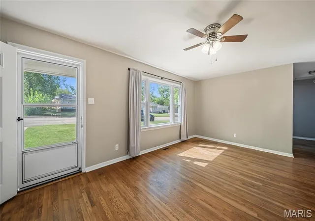 Photo 3 of Single family home for sale at 304 E Margaret St, Salem, MO 65560 | MLS# MIS26058012 | Listing updated on 2026-10-14