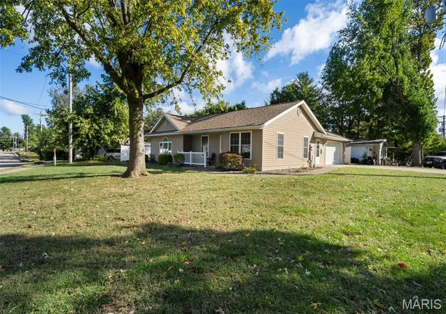 Photo 37 of Single family home for sale at 507 Easton Ave, Jerseyville, IL 62052 | MLS# MIS26058015 | Listing updated on 2026-10-26