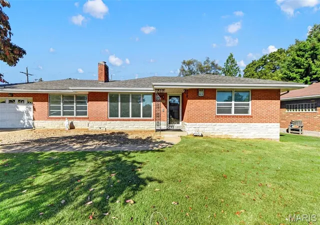 Single family home for sale at 335 W Saint Anthony Ln, Florissant, MO 63031 | MLS# MIS26058028