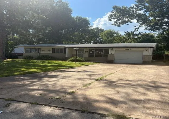 Photo 1 of Single family home for sale at 10531 Landseer Dr, Saint Louis, MO 63136 | MLS# MIS26058035 | Listing updated on 2026-10-12