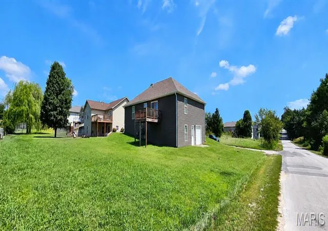 Photo 3 of Single family home for sale at 119 Sun Valley Ct, Jackson, MO 63755 | MLS# MIS26058040 | Listing updated on 2026-09-19