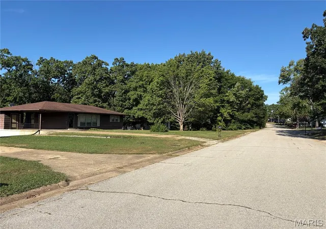 Photo 3 of Single family home for sale at 45 Spruce St, Viburnum, MO 65566 | MLS# MIS26058069 | Listing updated on 2026-10-09