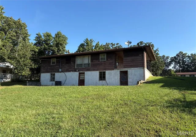 Photo 3 of Single family home for sale at 45 Spruce St, Viburnum, MO 65566 | MLS# MIS26058069 | Listing updated on 2026-10-09