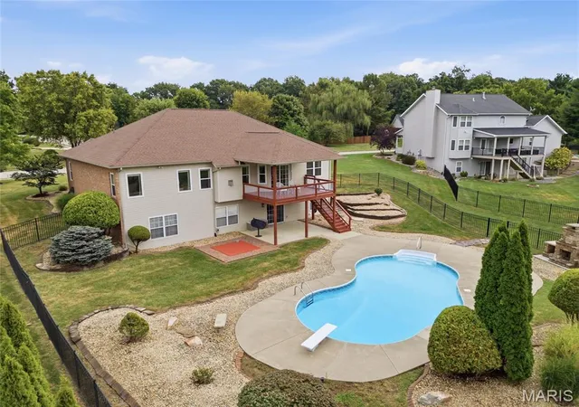 Photo 3 of Single family home for sale at 323 Kings Ridge Blvd, O Fallon, IL 62269 | MLS# MIS26058073 | Listing updated on 2026-09-13