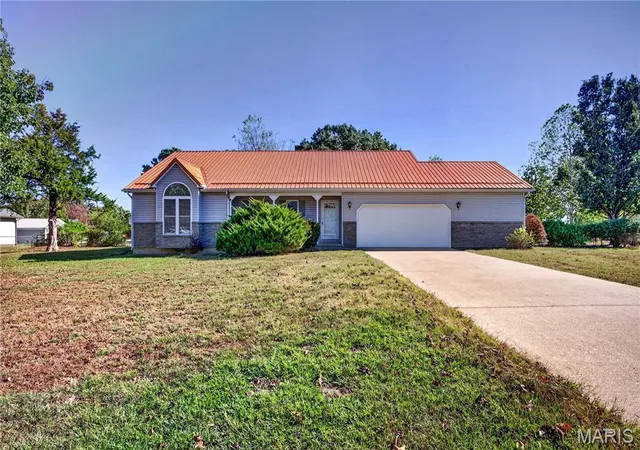 Photo 1 of Single family home for sale at 24950 Spencer Rd, Waynesville, MO 65583 | MLS# MIS26058080 | Listing updated on 2026-10-14