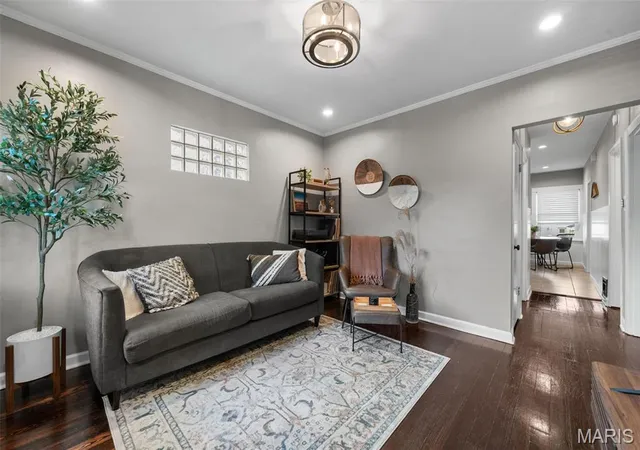 Photo 3 of Single family home for sale at 5424 Blow St, Saint Louis, MO 63109 | MLS# MIS26058098 | Listing updated on 2026-09-14