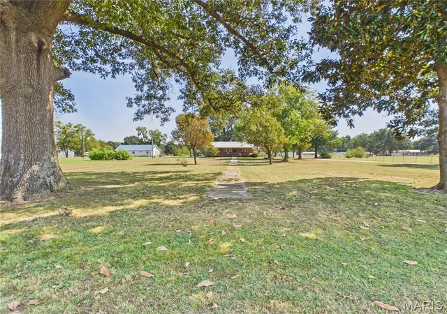 Photo 1 of Sale Pending at 1002 Ohio St, Malden, MO 63863 | MLS# MIS26058120 | Listing updated on 2026-10-16