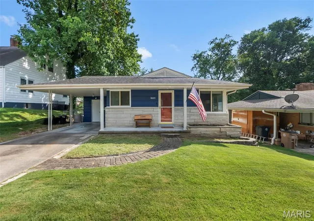 Photo 2 of Sale Pending at 1603 Bessie St, Cape Girardeau, MO 63701 | MLS# MIS26058121 | Listing updated on 2026-09-14